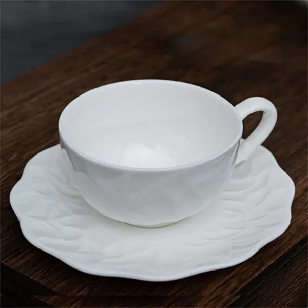 Блюдце d 15 см h 1,5 см, костяной фарфор, Origami (для чашки CDF OR11)