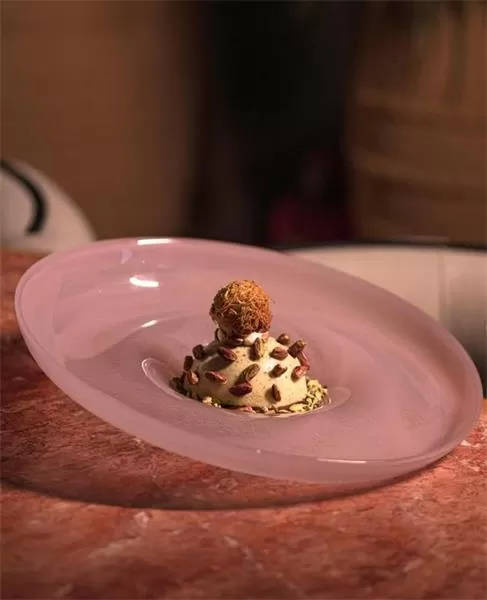 Тарелка d 21 см h 6 см, стекло, цвет / декор бело-розовый, Ola